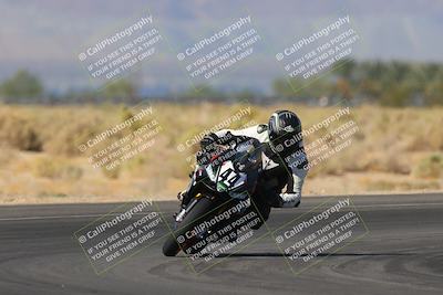 media/Nov-06-2023-Moto Forza (Mon) [[ce023d0744]]/3-Intermediate Group/Session 3 (Turn 16)/